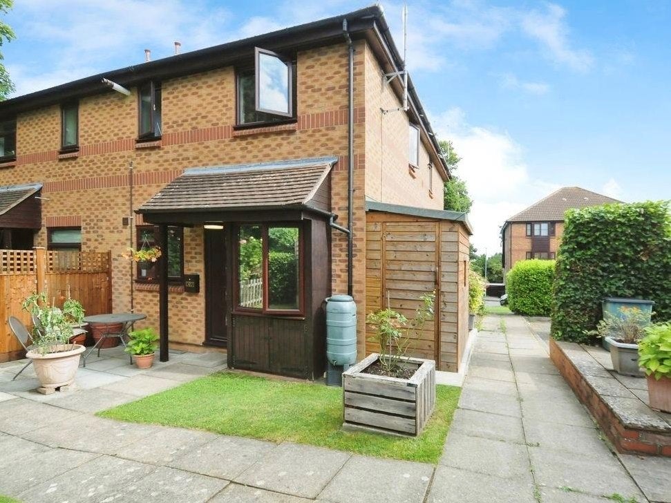 House Mercers Row in St Albans