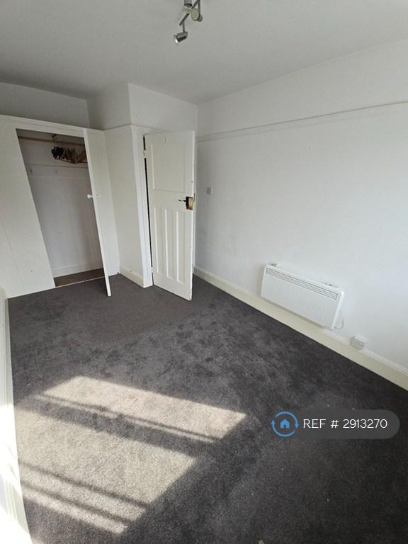 Flat Ware Road in Hoddesdon