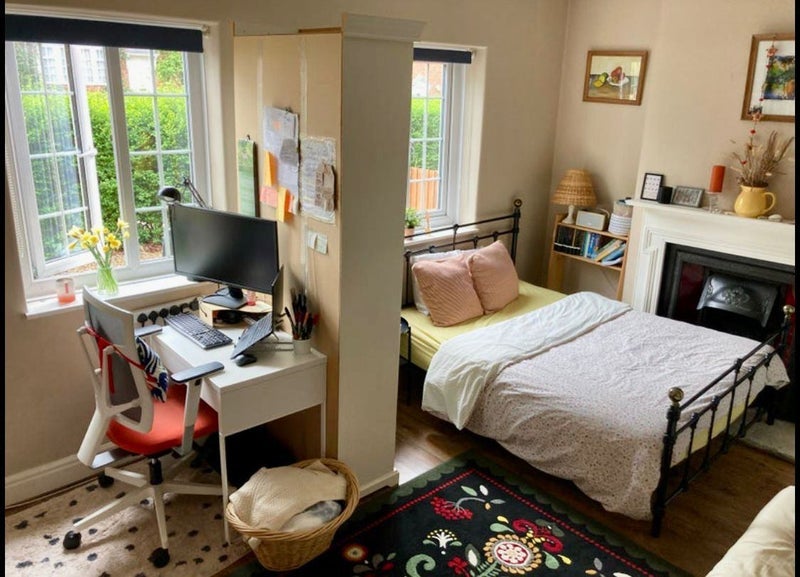 Room Dover House Road in Greater London
