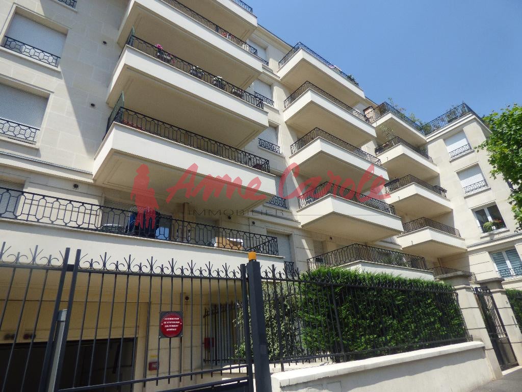 Flat Rue de la Fraternité in Fontenay-sous-Bois