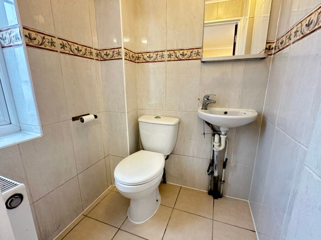 Flat PROW 87 in Greater London