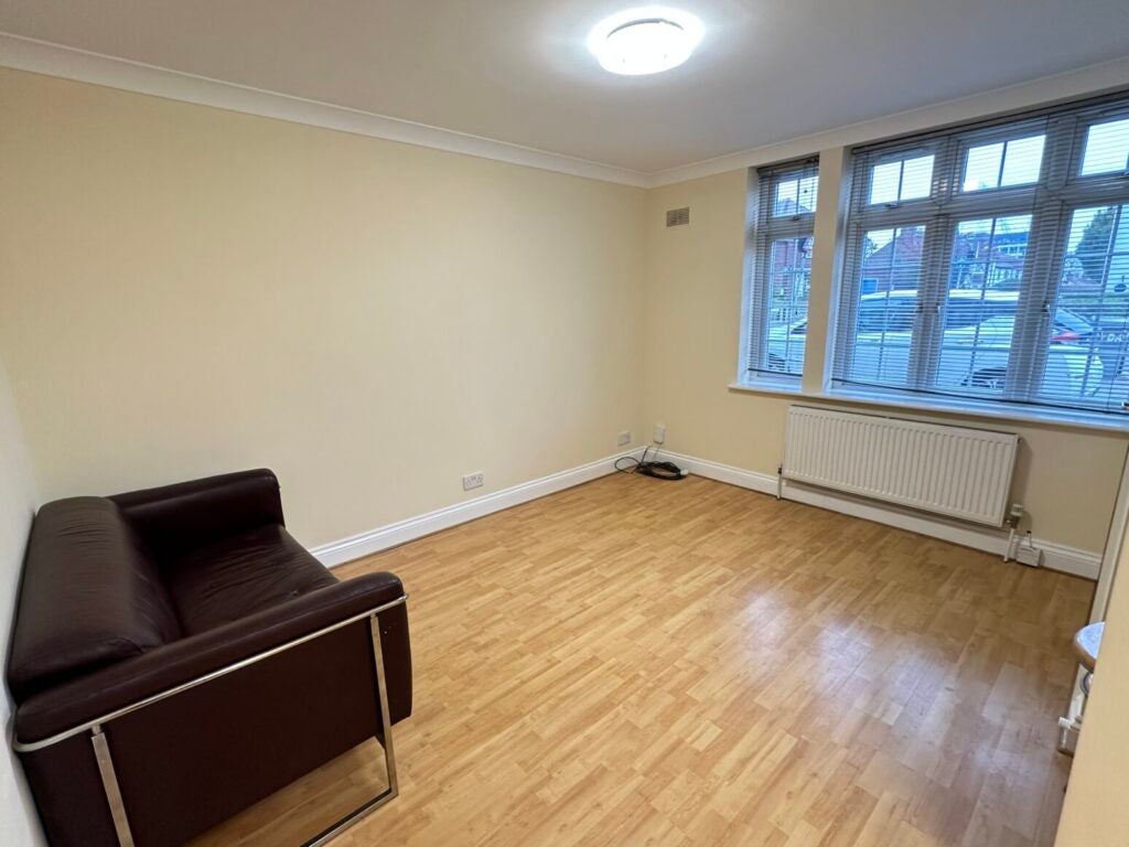 Flat PROW 87 in Greater London