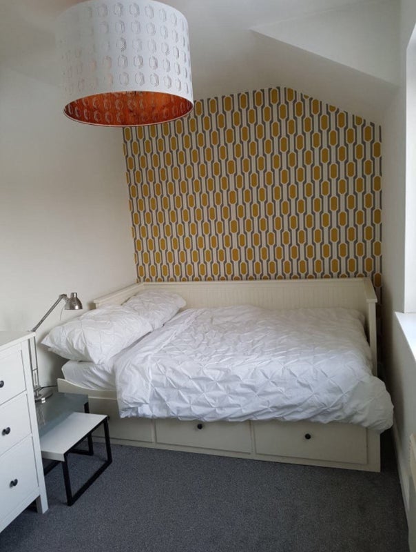 Room Cleminson Street in Salford