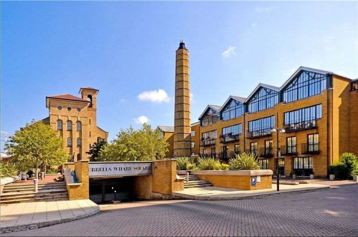 Flat Burrells Wharf Square in Greater London