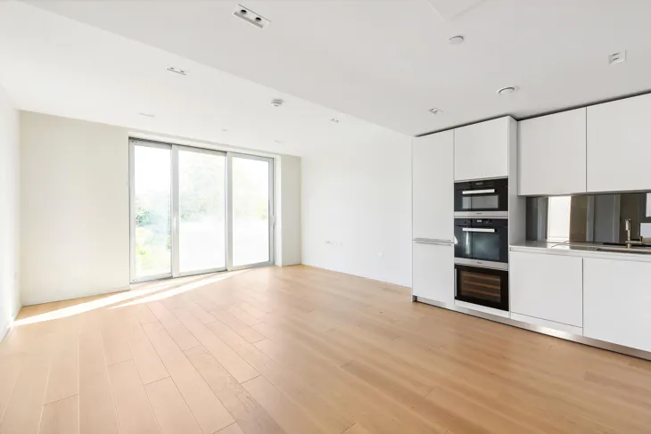 Flat Lillie Square in Greater London