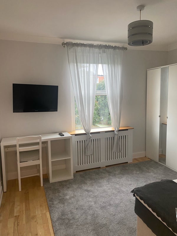 Room Whitehall Gardens in Greater London