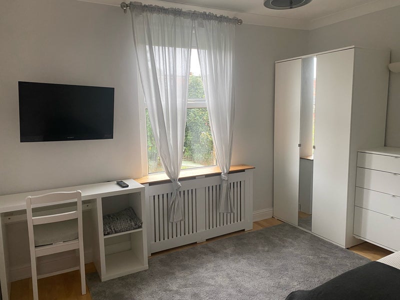 Room Whitehall Gardens in Greater London
