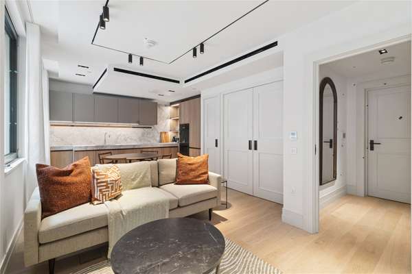 Flat Redan Place in City of Westminster