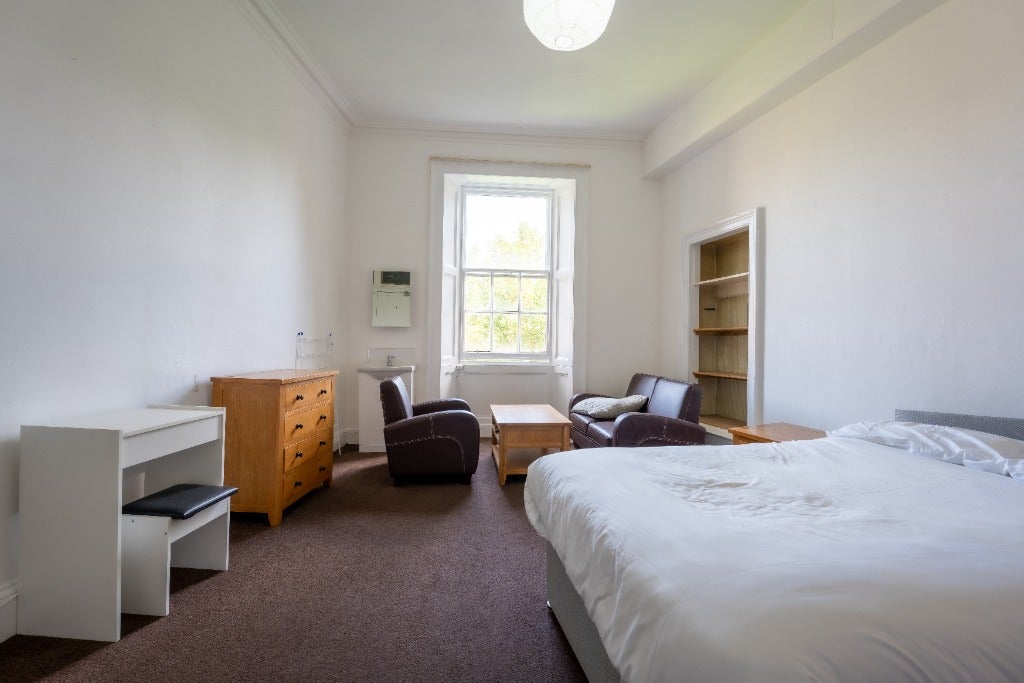 Room South Clerk Street in City of Edinburgh