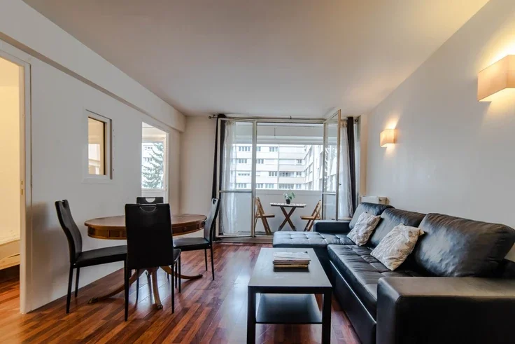 Flat Terrasse Boieldieu in Puteaux