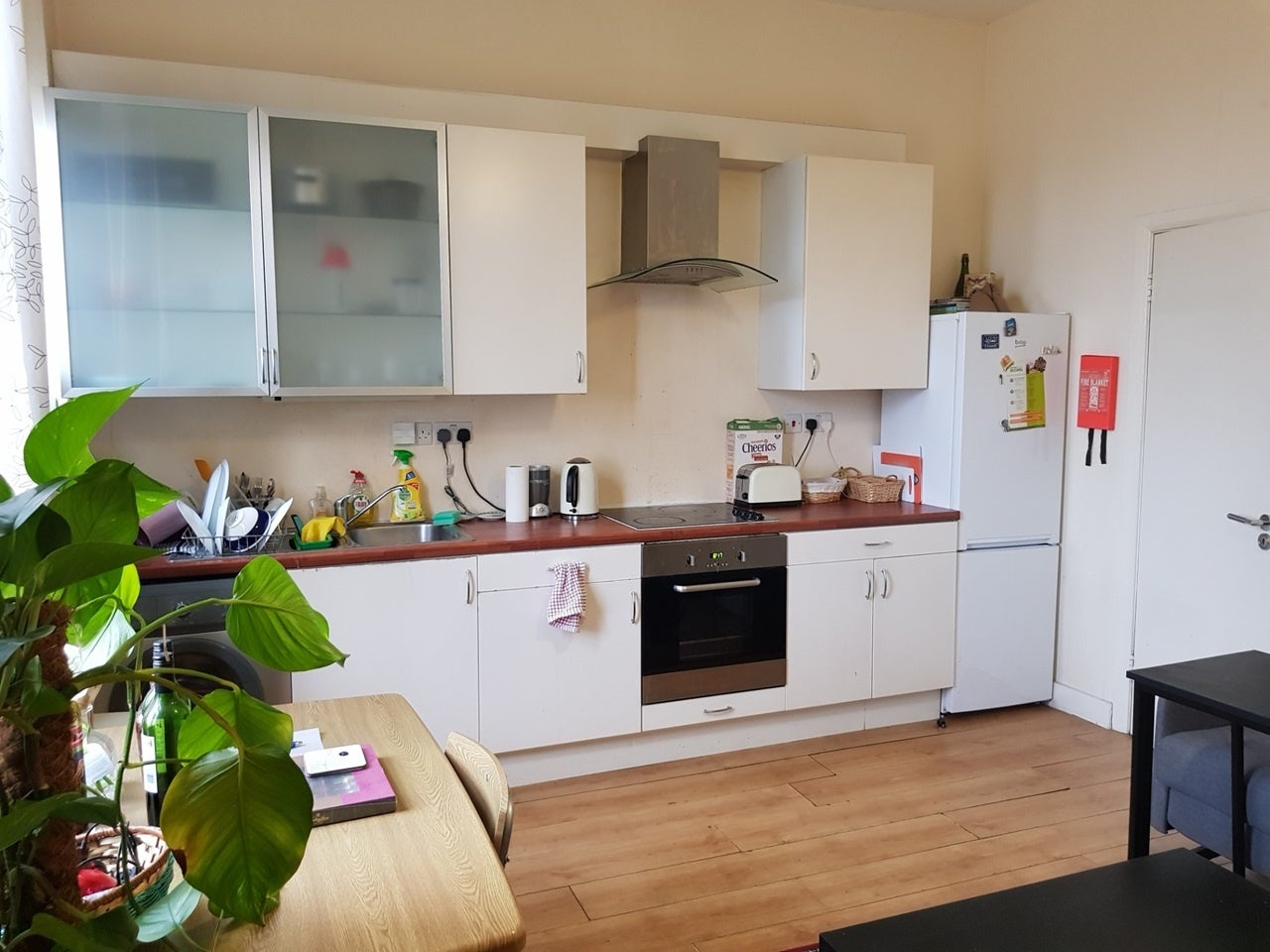 Flat Finchley Road in Greater London