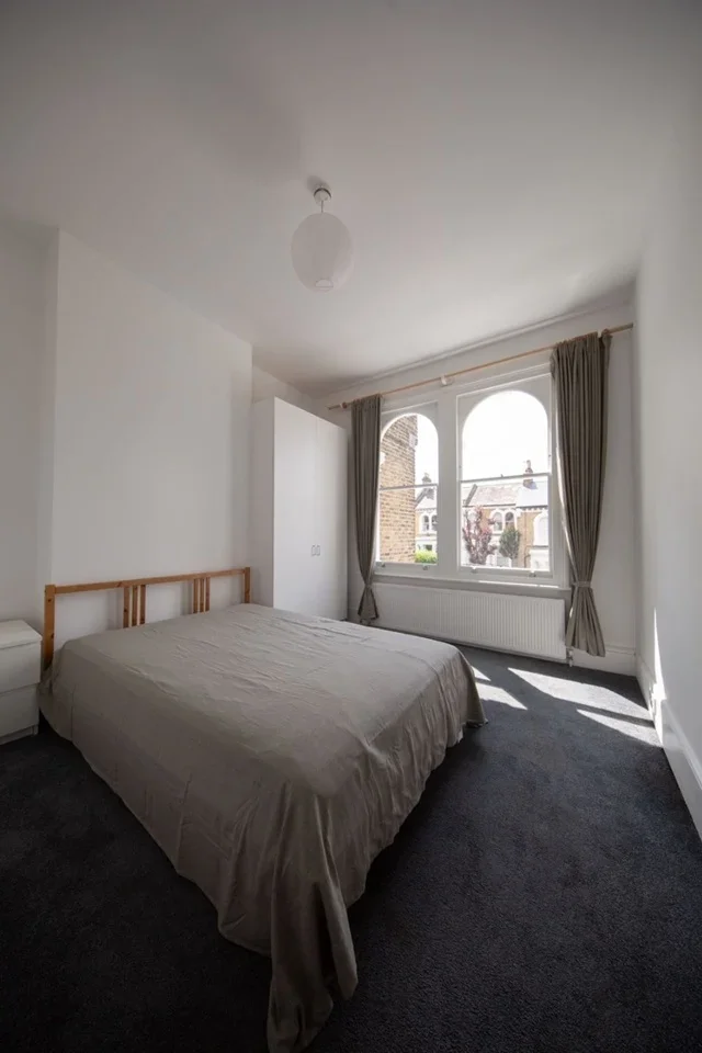 Flat Crofton Road in Greater London
