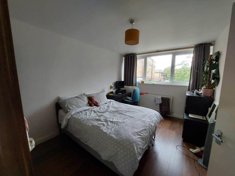 Room Roman Road in Greater London