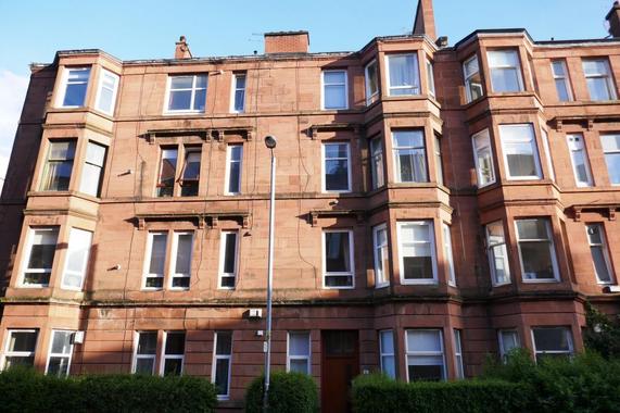 Flat Cathcart Road in Glasgow