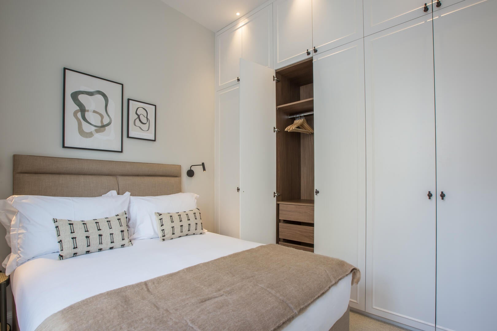 Flat Fawcett Street in Greater London