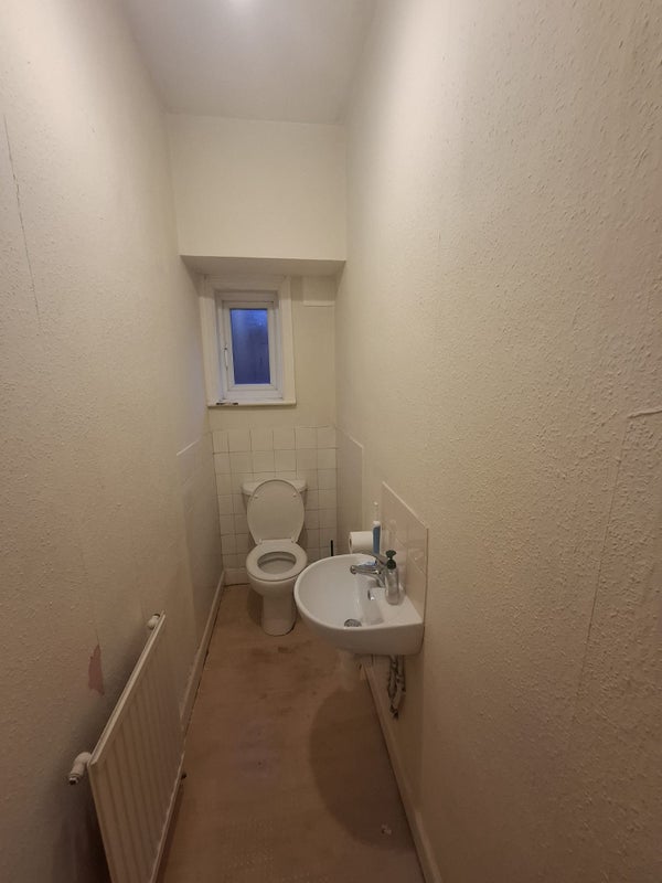 Room Chorley Lane in Leeds