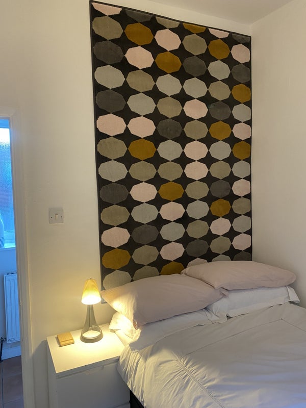 Room Brondesbury Villas in Greater London
