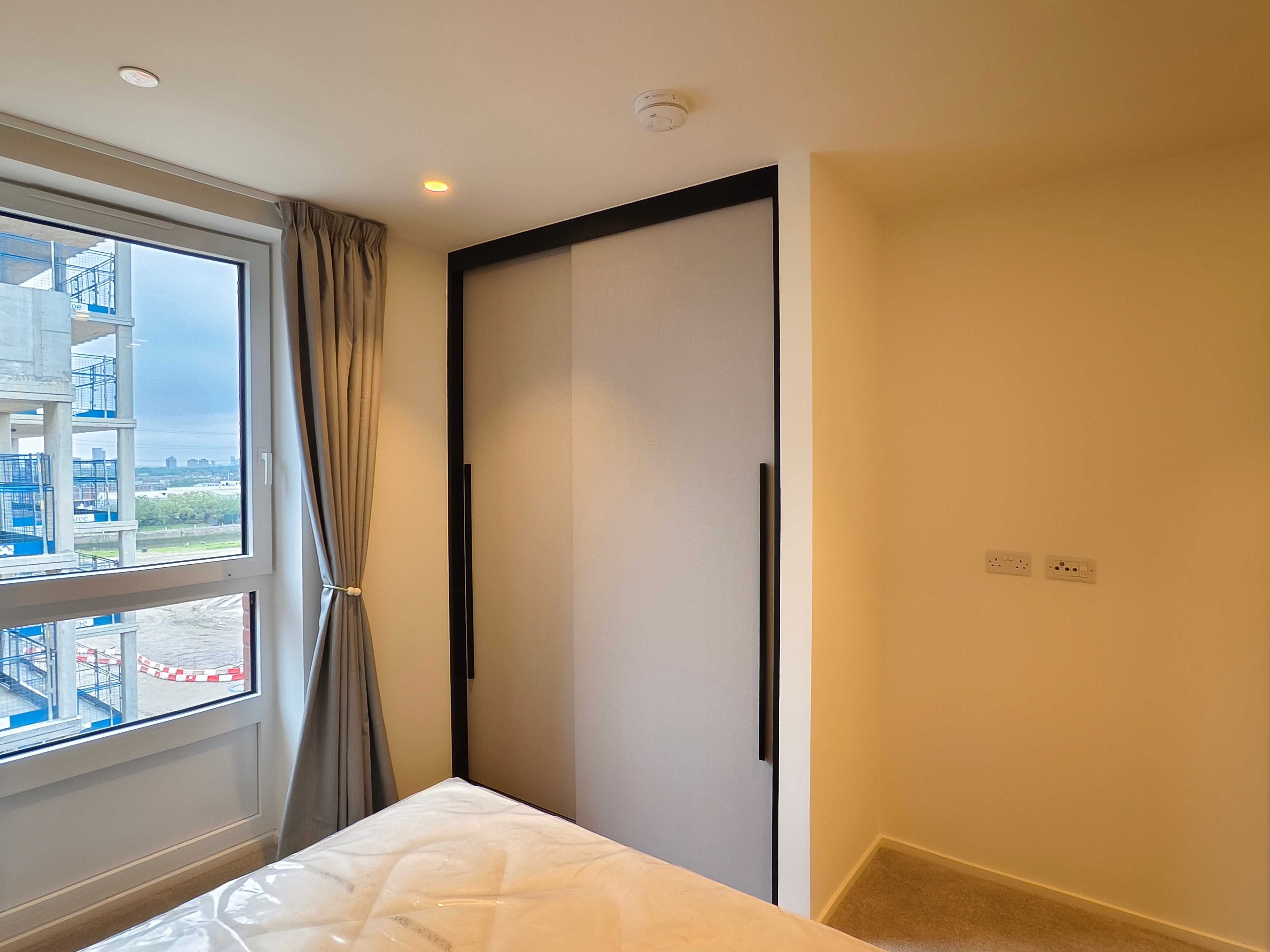 Flat Hemlock Street in Greater London