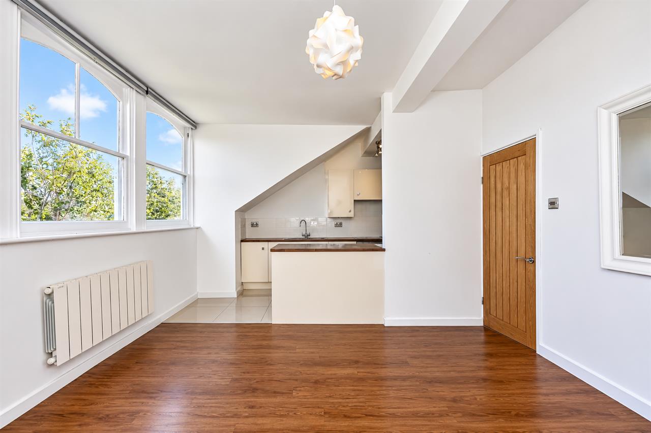 Flat Highcroft Villas in Brighton