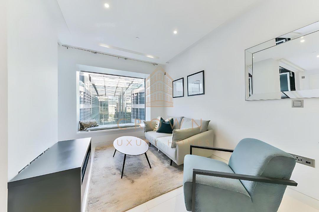 Flat Water Lane in City of London