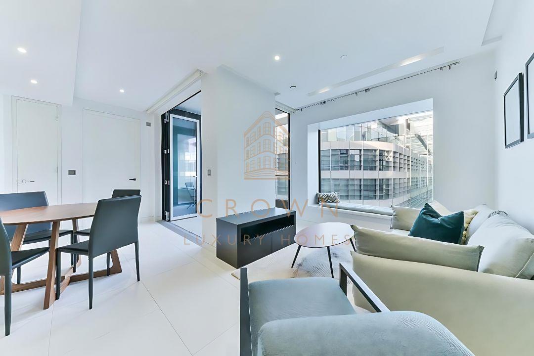Flat Water Lane in City of London