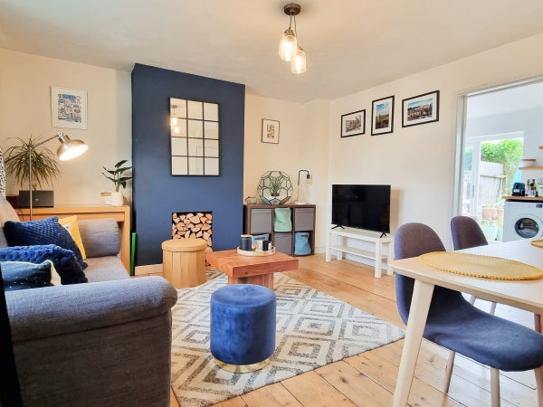 Flat Luckwell Road in Bristol