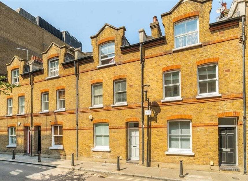 House Queen Elizabeth Street in Greater London