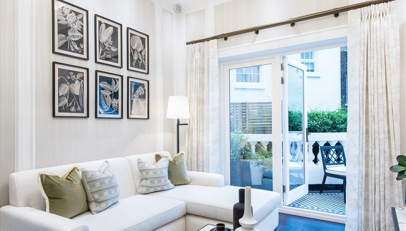 Flat Prince of Wales Terrace in Greater London
