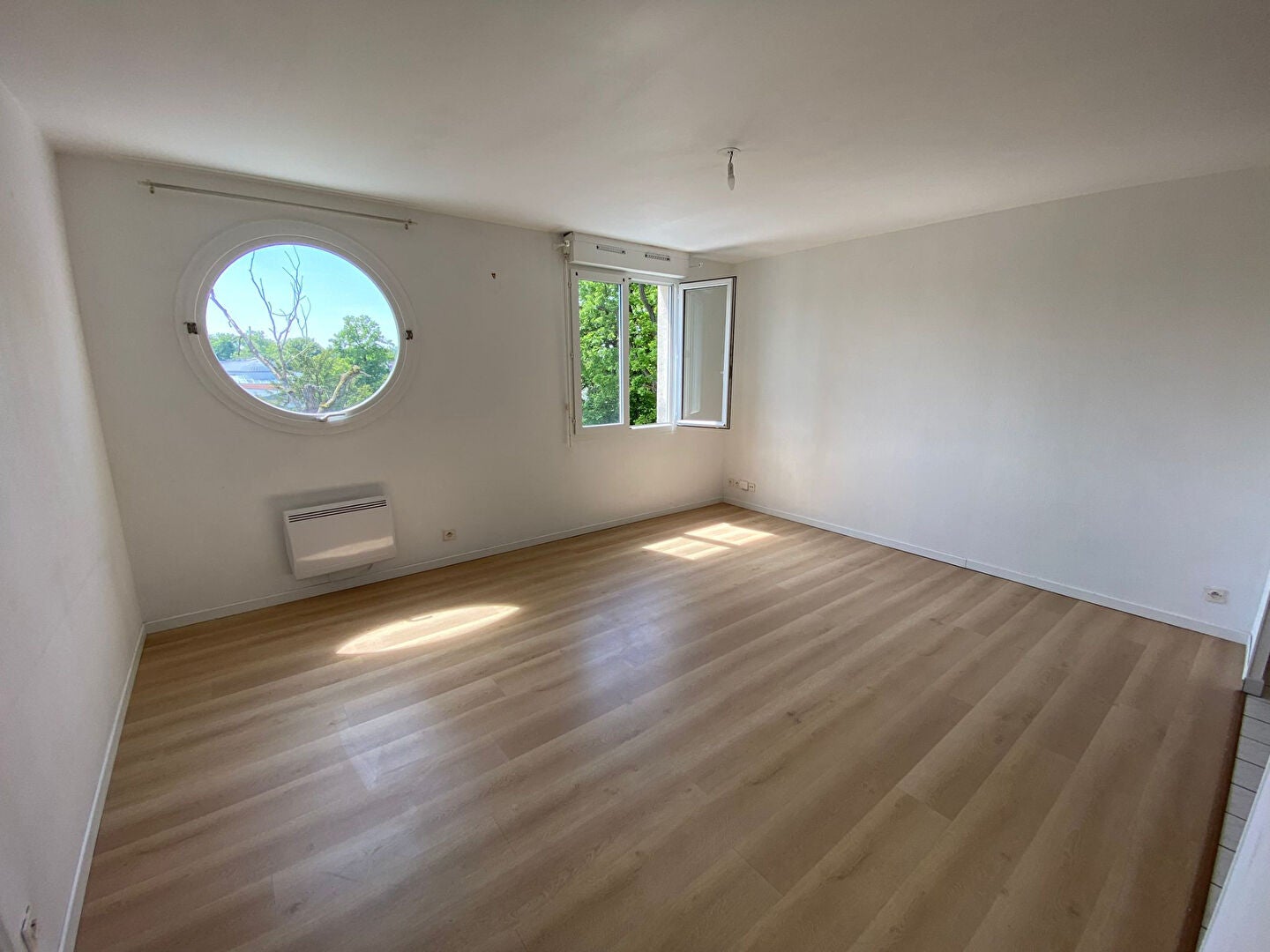 Flat Rue de la Fontaine Couverte in Dammarie-les-Lys