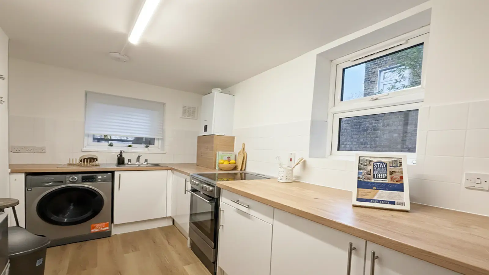 Flat Gateley Road in Greater London