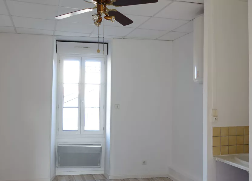 Appartement Rue Fontaine des Pommiers à Ruoms