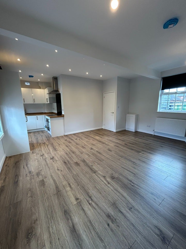 Flat Market Street in North West Leicestershire