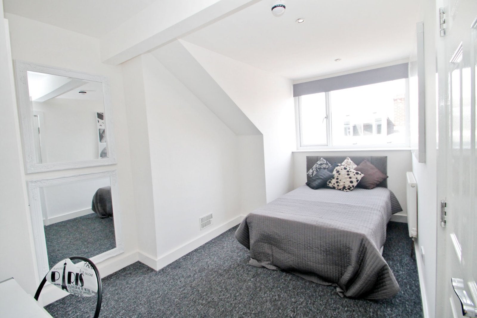 Flat King's Avenue in Leeds