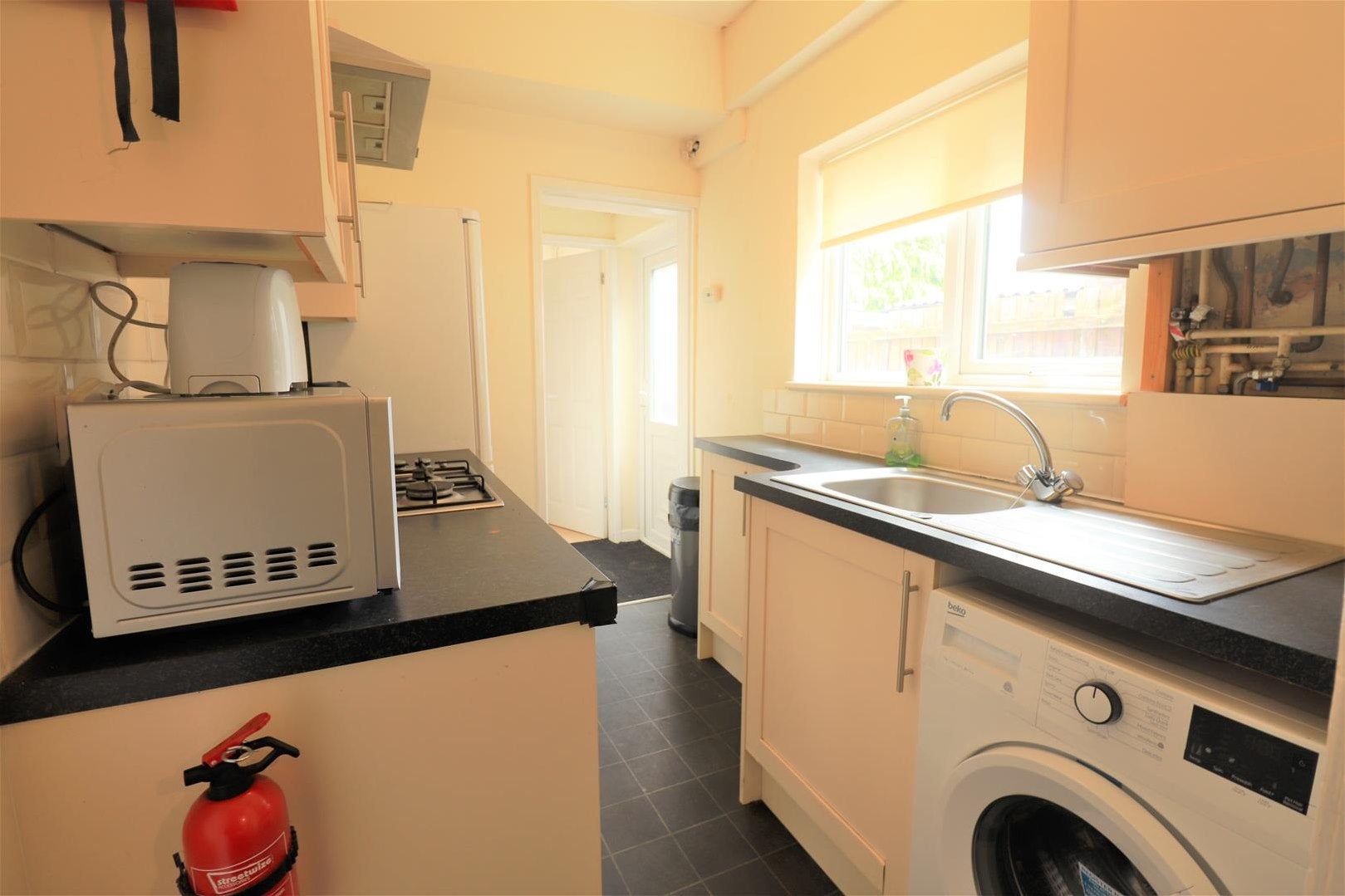 Room Eldon Road in Birmingham
