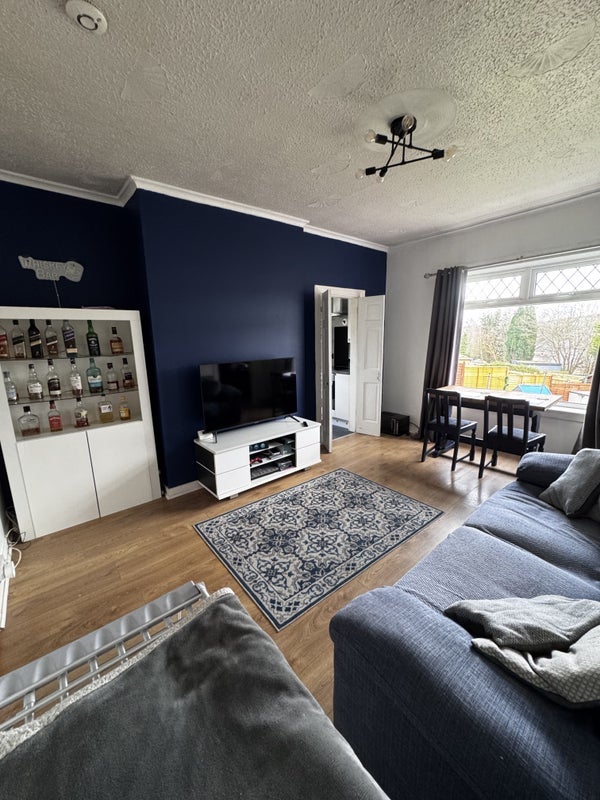 Room Glencroft Road in Glasgow