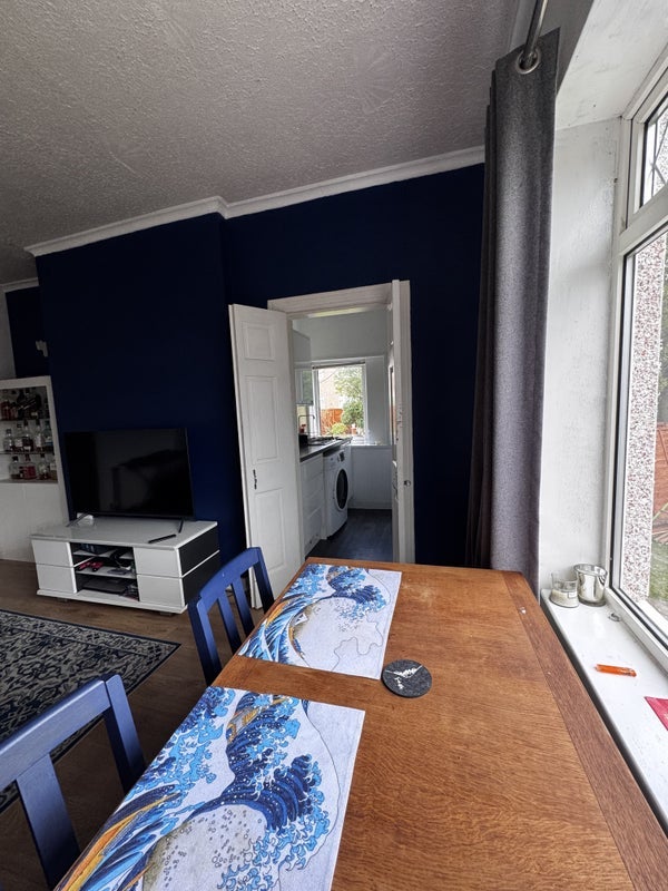 Room Glencroft Road in Glasgow