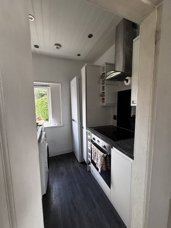 Room Glencroft Road in Glasgow