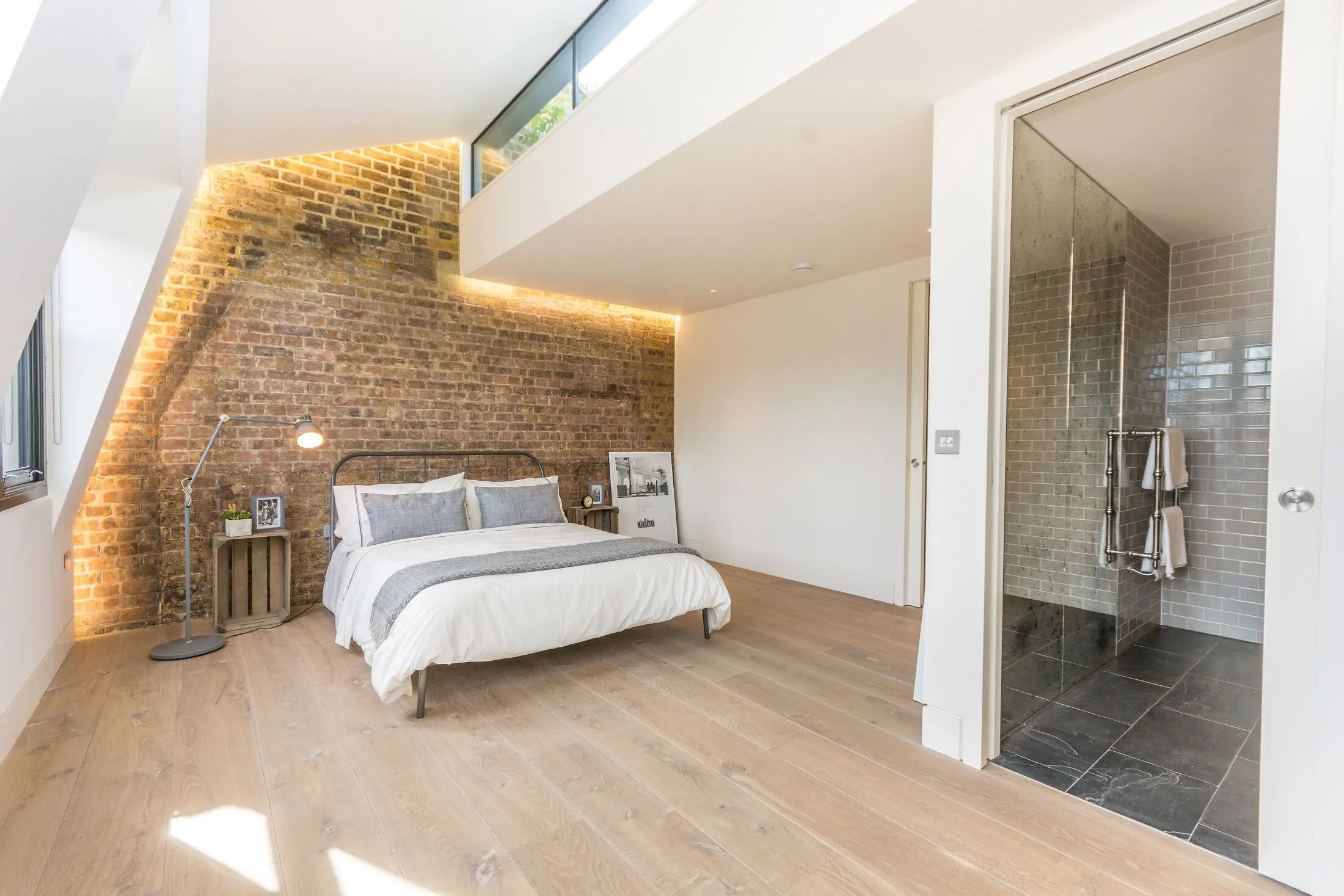 Flat Gosfield Street in City of Westminster