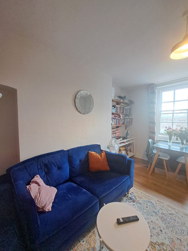 Room Rainhill Way in Greater London
