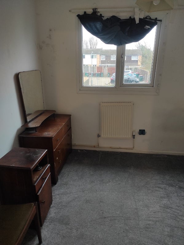 Room Cheynell Walk in Crawley
