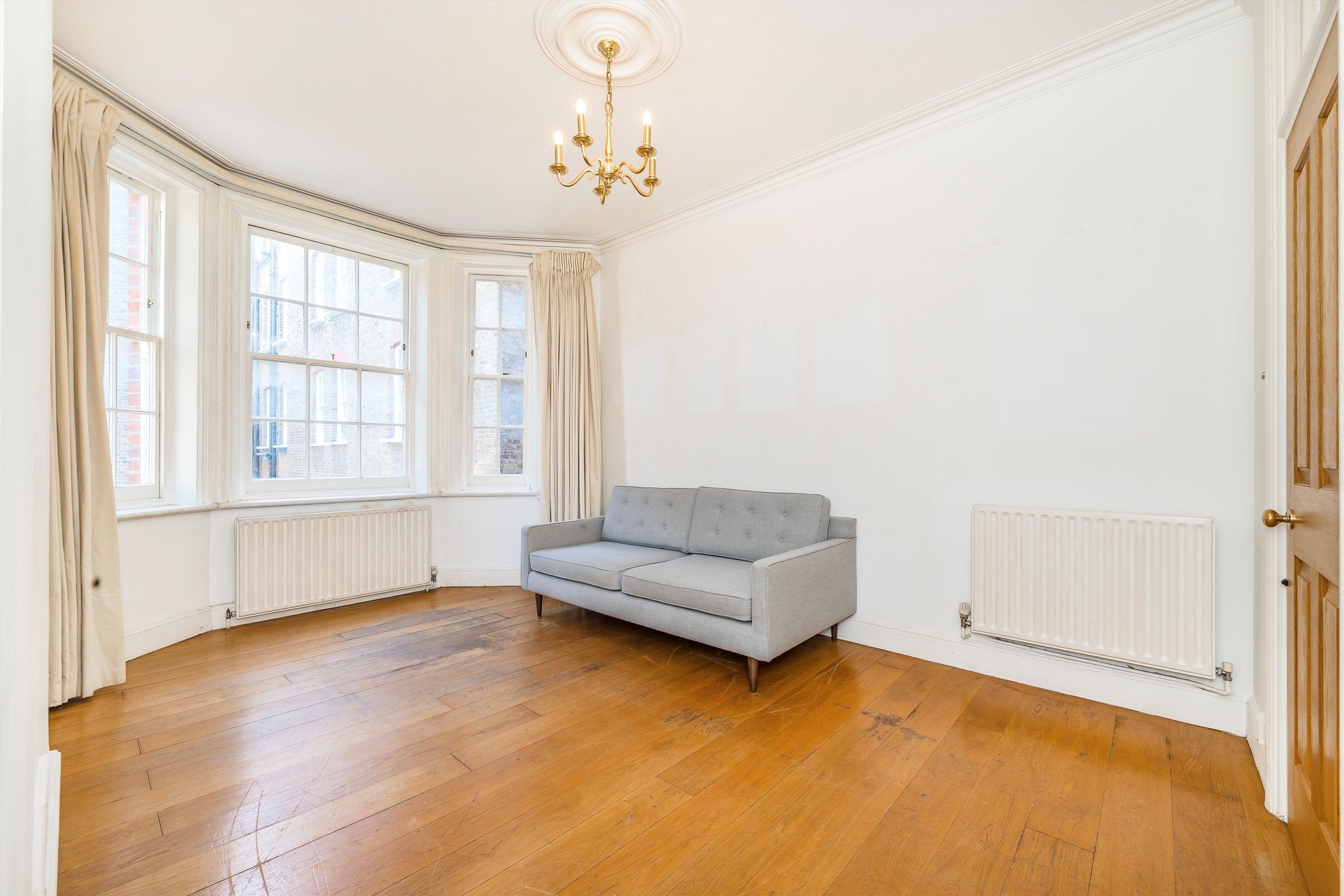 Flat Pater Street in Greater London