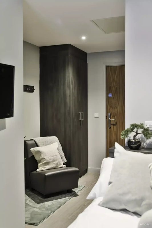 Room Windsor Lane in Cardiff