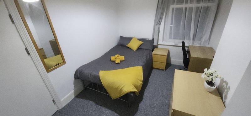 Room Malefant Street in Cardiff