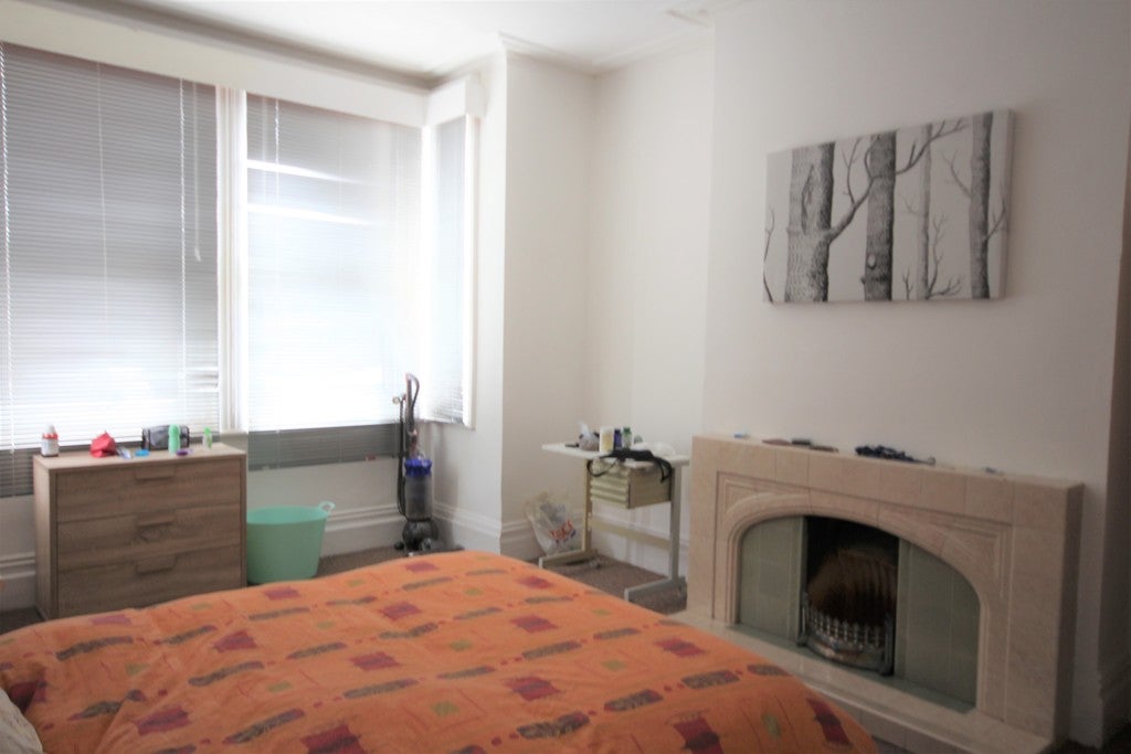 Room Southcote Road in Bournemouth