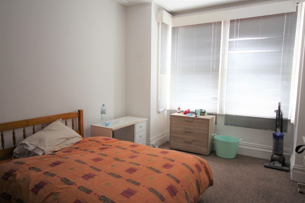 Room Southcote Road in Bournemouth