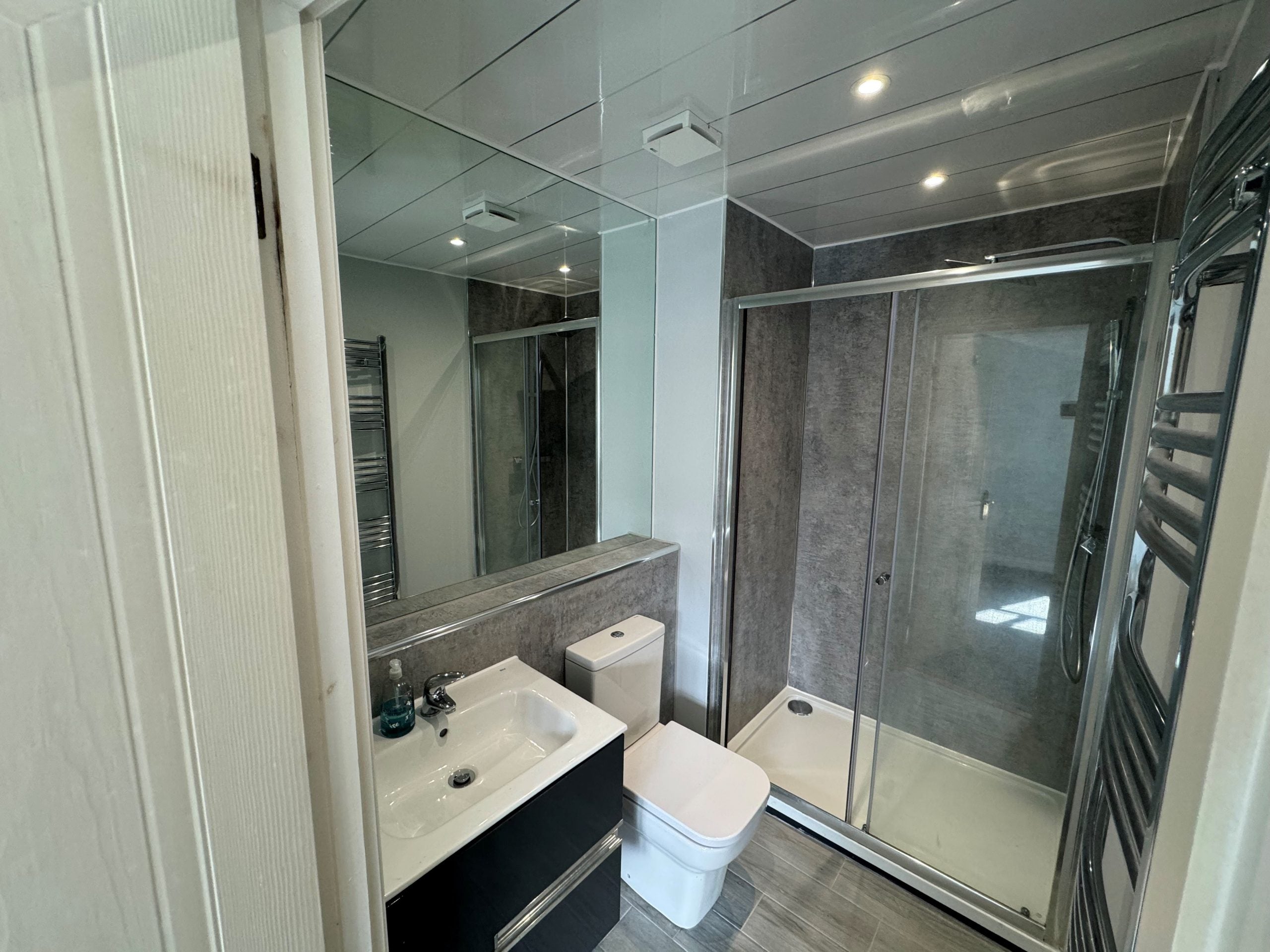Flat Sinclair Place in City of Edinburgh