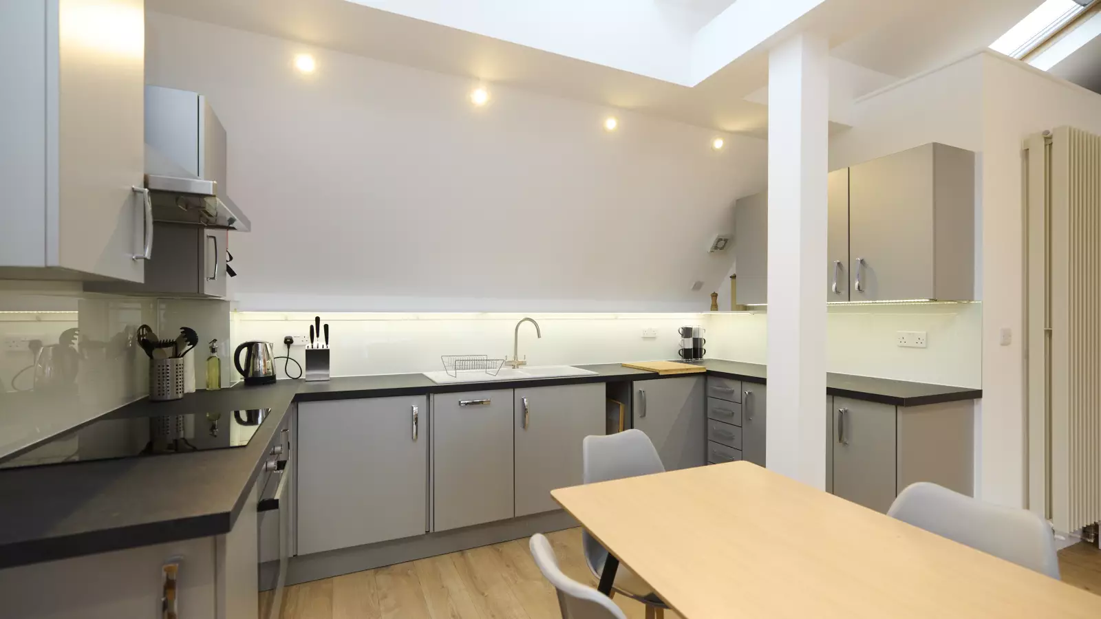 Flat Edenhurst Avenue in Greater London