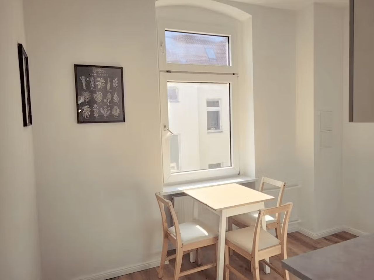 Zimmer Emser Straße in Berlin