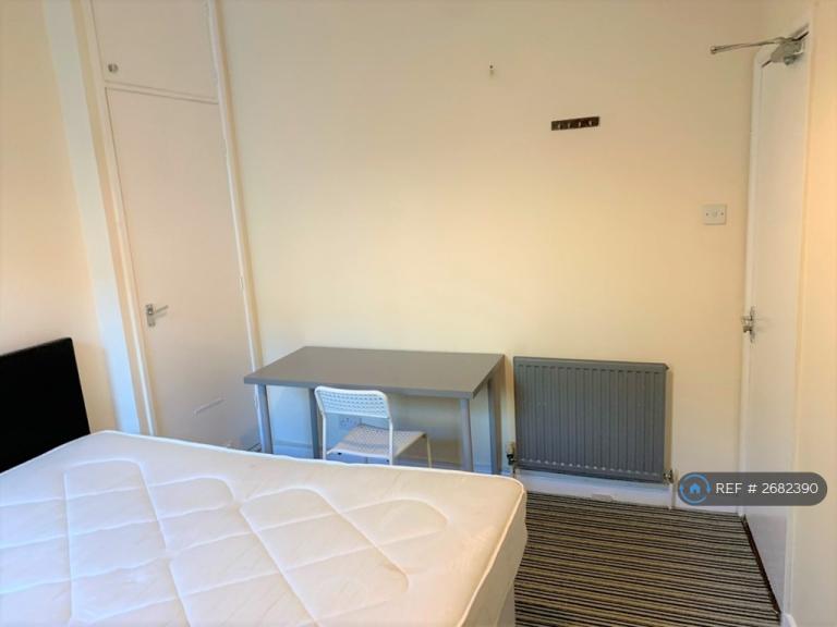 Flat King Edward Road in Swansea
