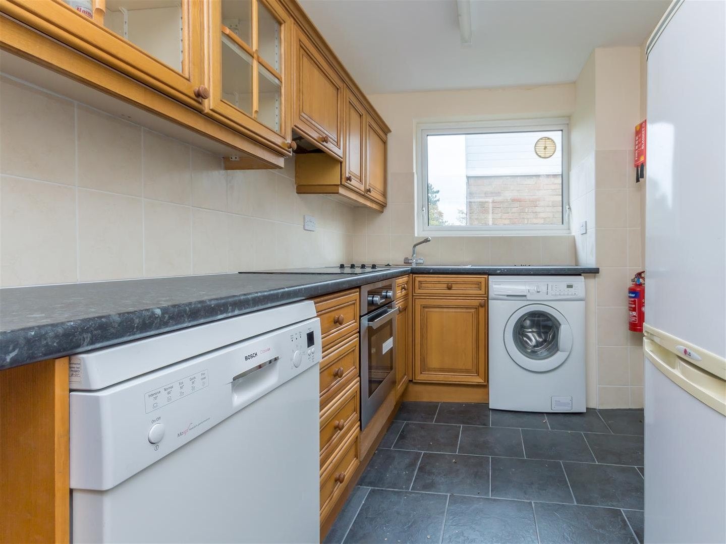 Flat Heathfield Close in Potters Bar